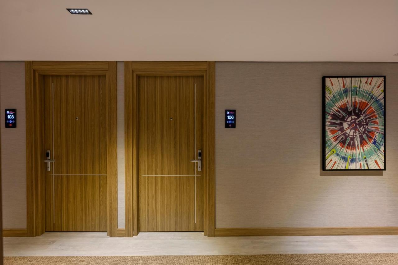 Ramada Encore By Wyndham Istanbul Sisli Екстер'єр фото