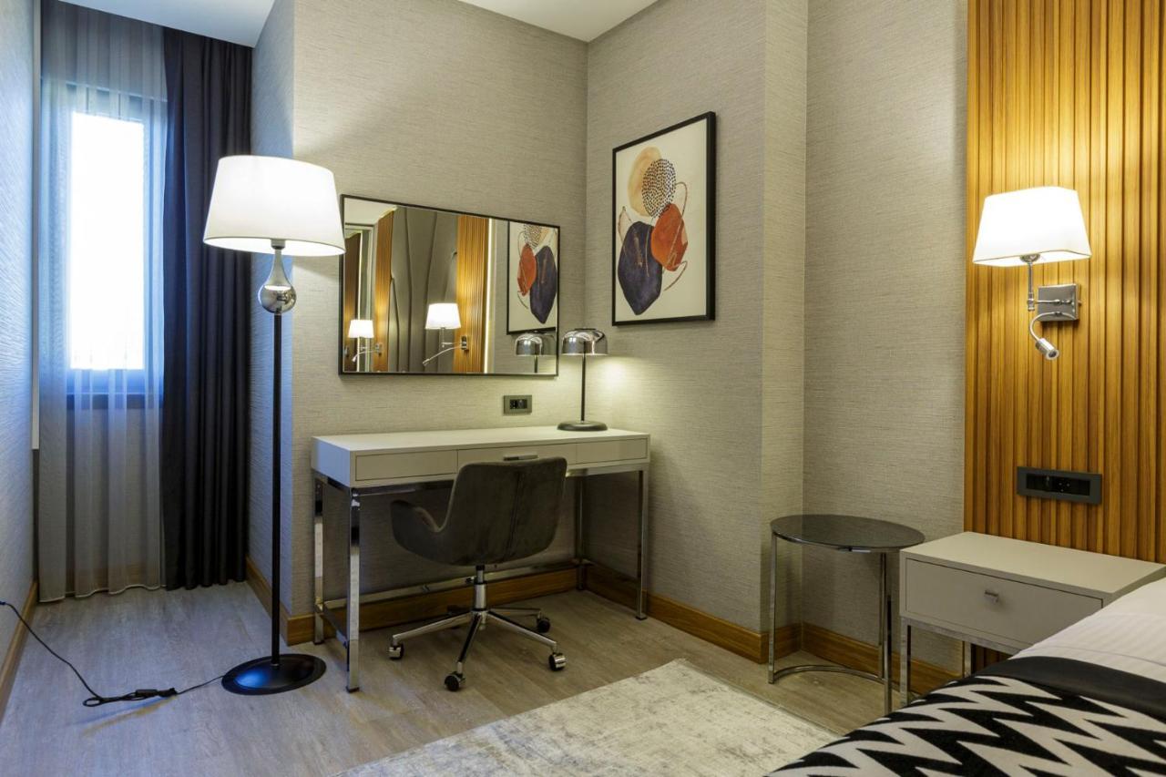 Ramada Encore By Wyndham Istanbul Sisli Екстер'єр фото