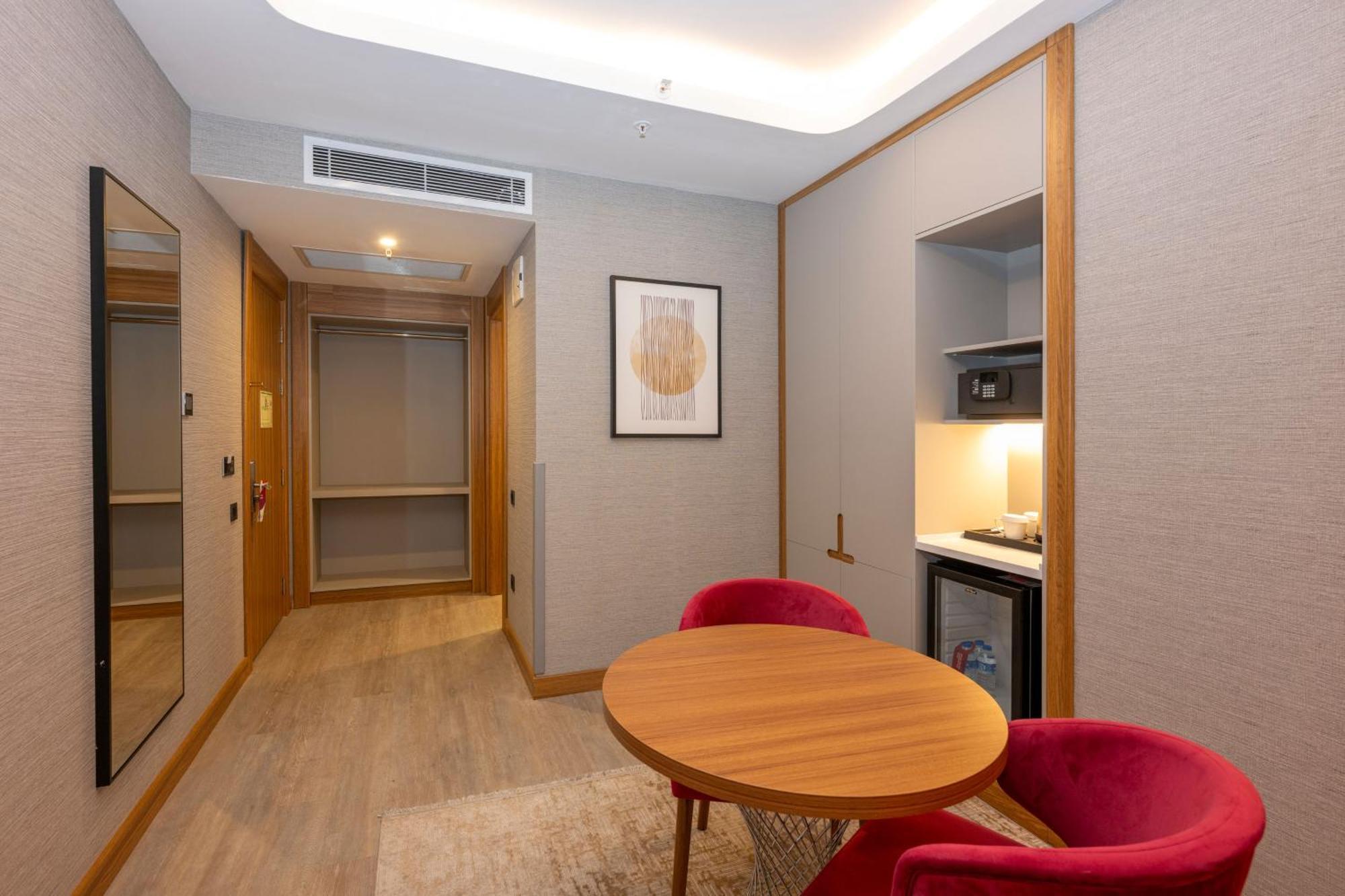 Ramada Encore By Wyndham Istanbul Sisli Екстер'єр фото