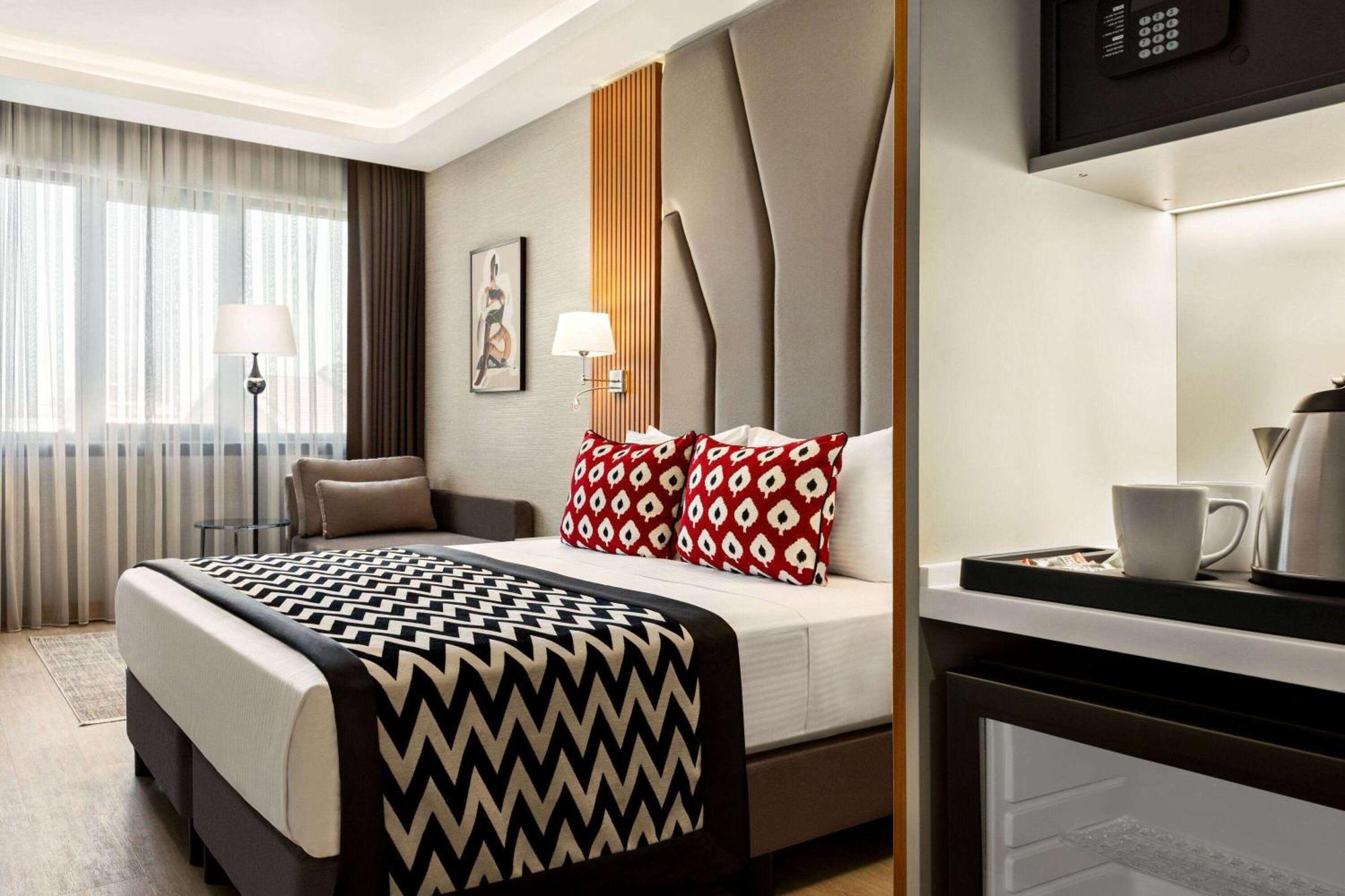 Ramada Encore By Wyndham Istanbul Sisli Екстер'єр фото