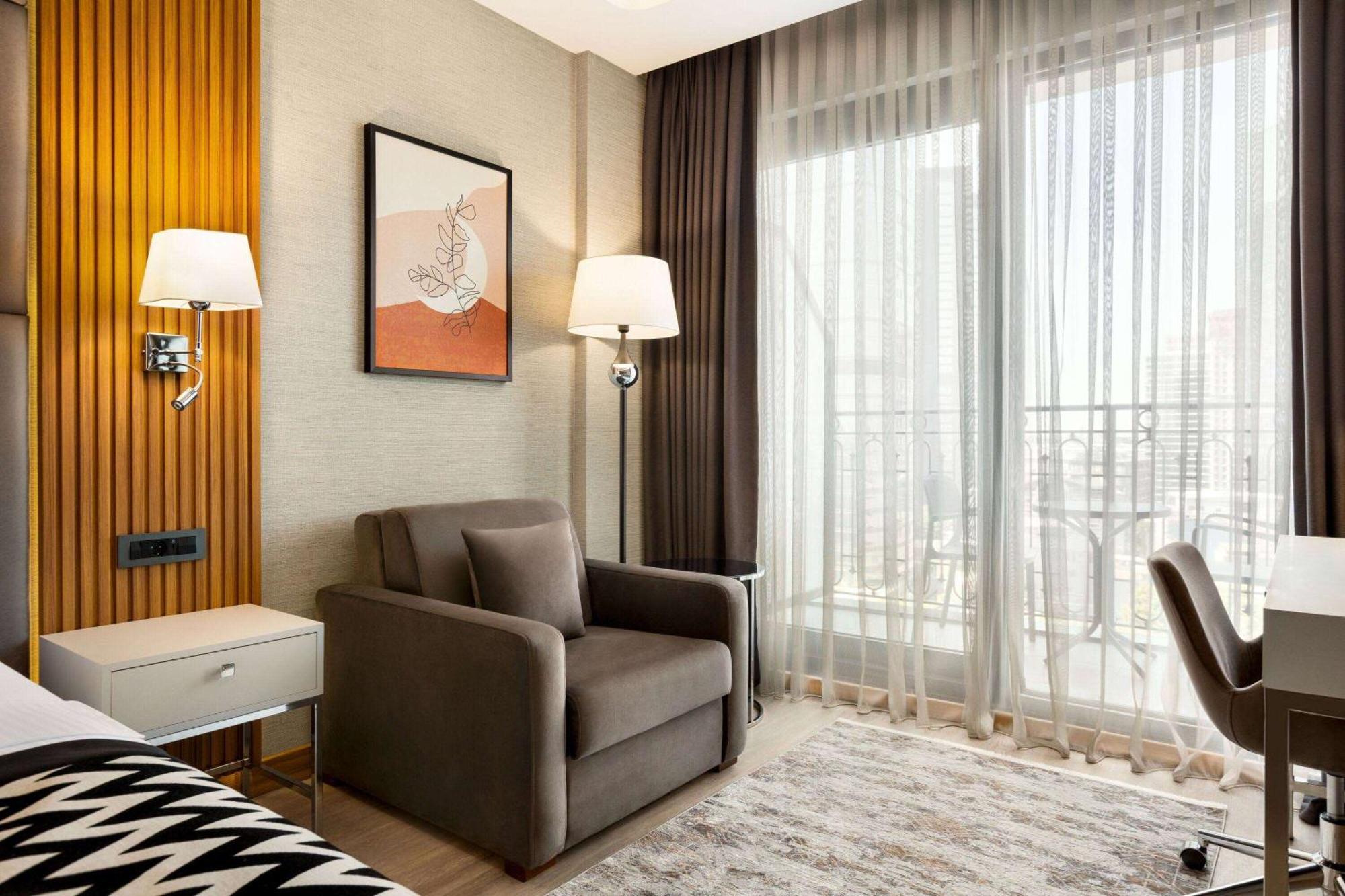 Ramada Encore By Wyndham Istanbul Sisli Екстер'єр фото