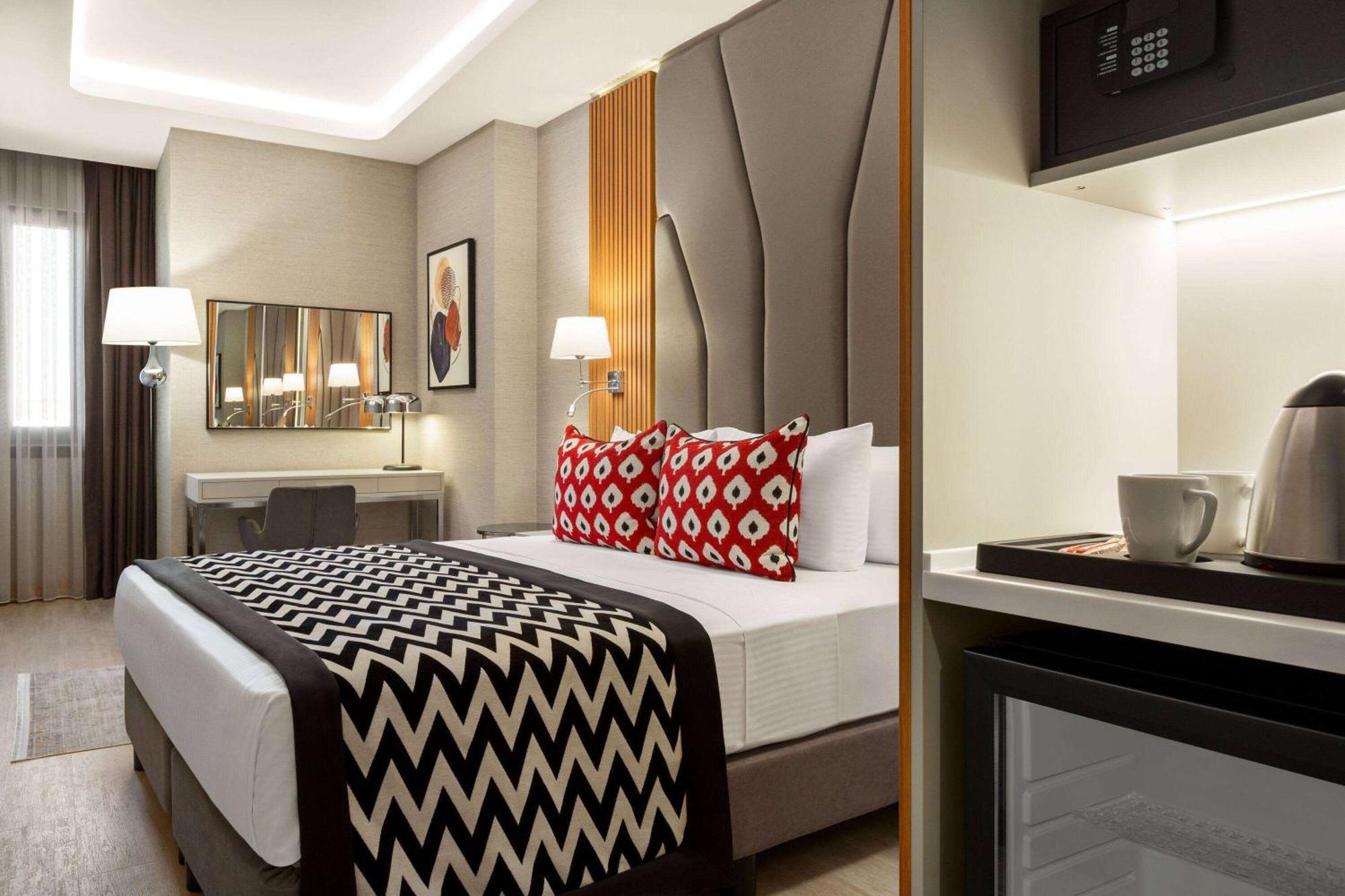 Ramada Encore By Wyndham Istanbul Sisli Екстер'єр фото